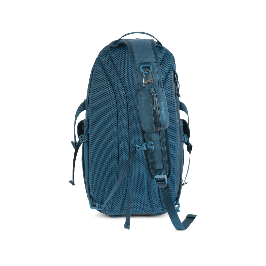 Grayl® Transport Expanse Sling Daypack - 18L / Back View / Wander Blue