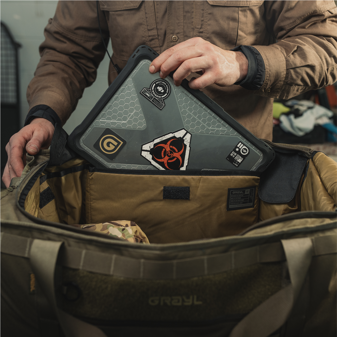 Internal laptop and accessory pockets.