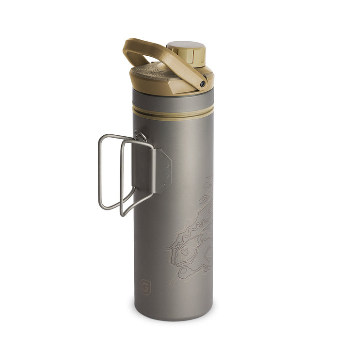 Grayl UltraPress Titanium Filter und Reiniger Wasserflasche - 16,9 Fluid Ounces / Covert Edition / FlipCarry Griff nach oben Blick / Desert Tan