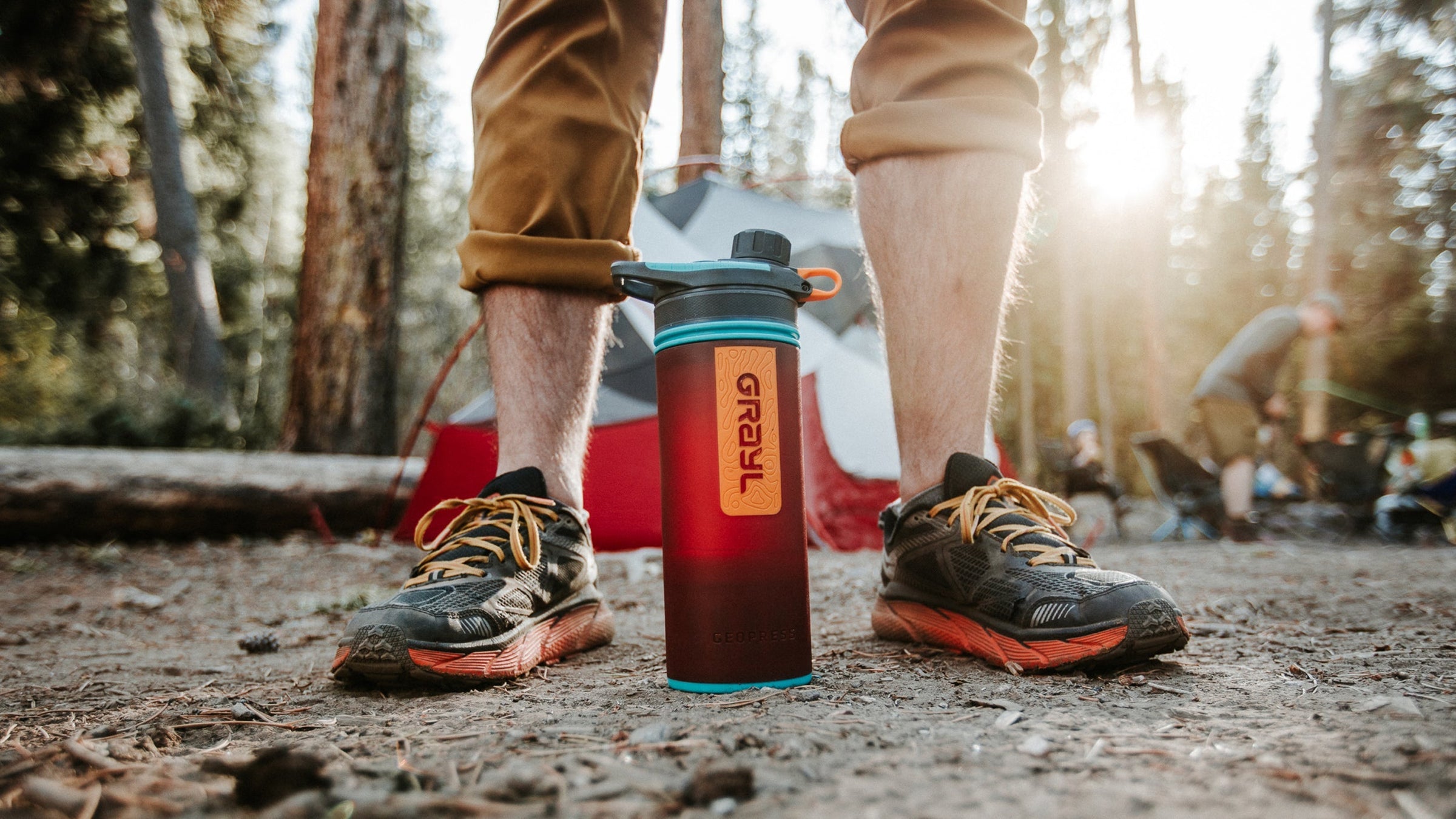 Un GeoPress (Wanderer Red) photographié dans le camping de Boulder Colorado.